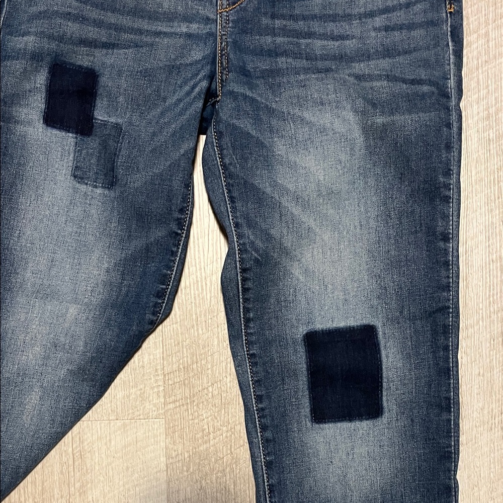 Denizen from Levi's Women's Distressed Dark Blue Jeans - Picture 5 of 5